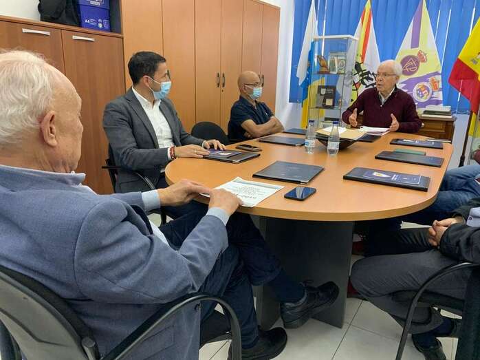 Héctor Suárez participó este jueves en una reunión de la junta directiva de los árbitros de Las Palmas/TA.